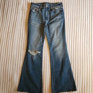 American Eagle Super High Rise Flare Jeans Size 6